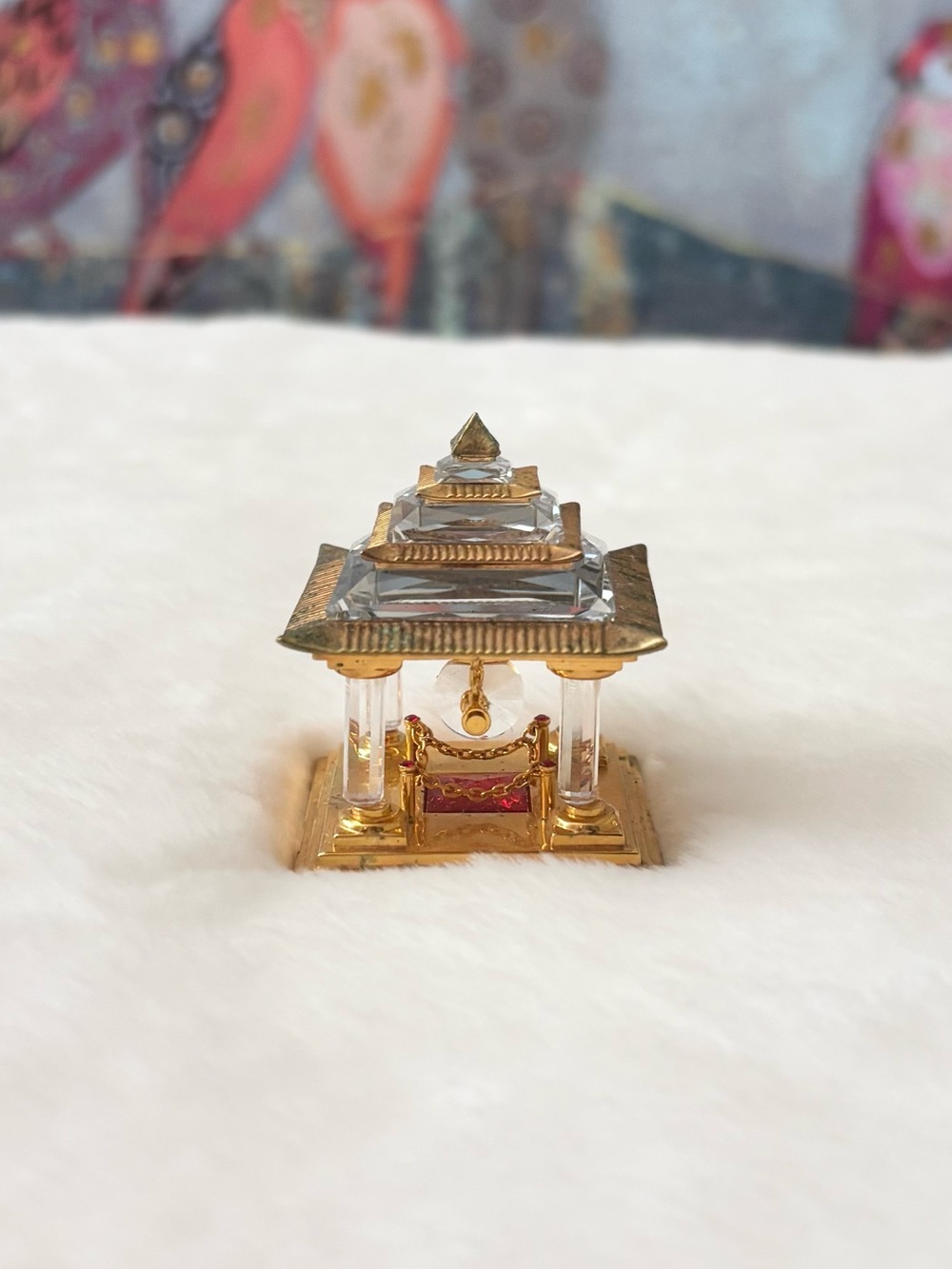 TODAY ONLY SALE! 🩷 Swarovski Crystal Figurine Gold Japanese Temple - Picture 2 of 6